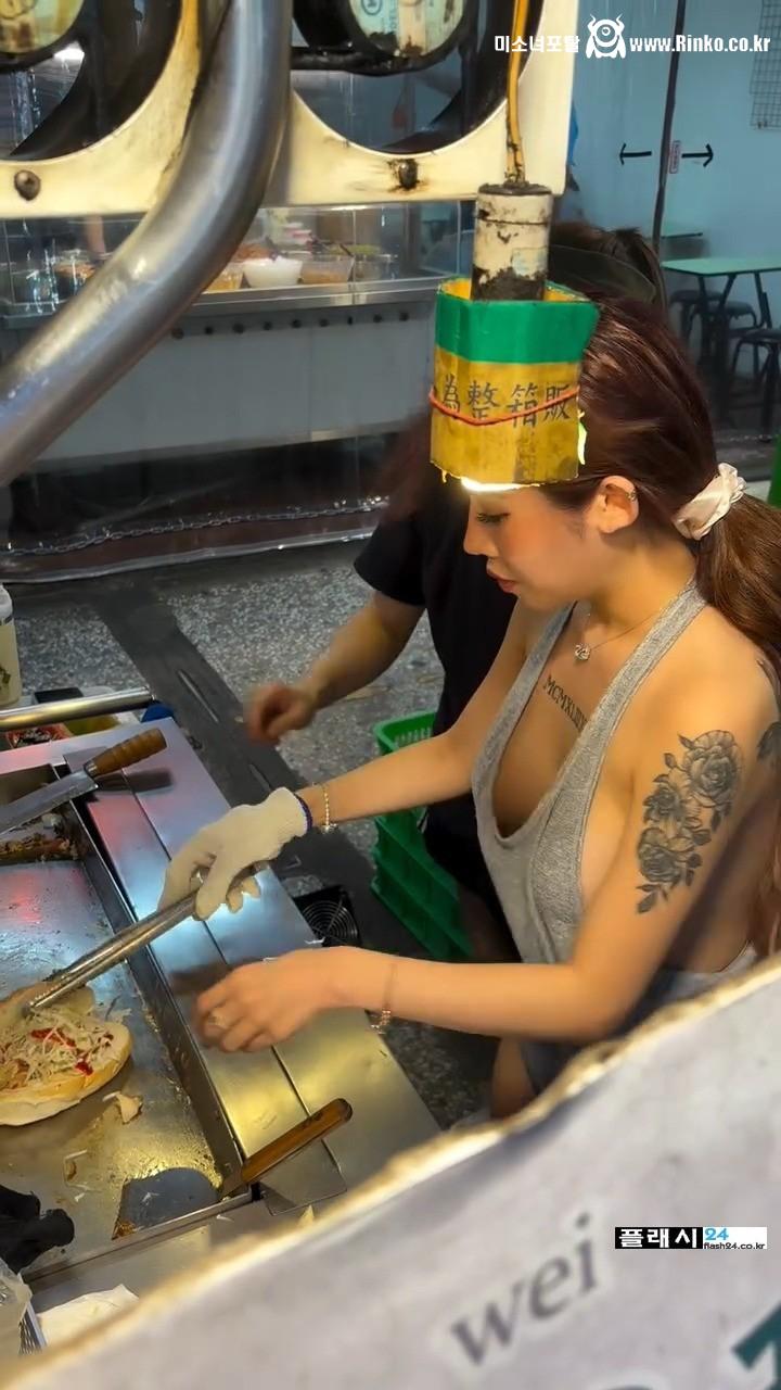 손님 미어 터진다는 길거리 노점상