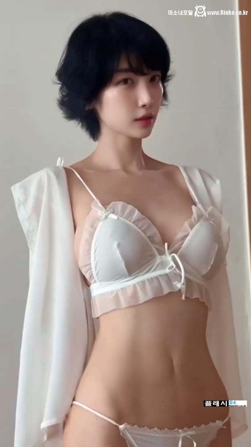 롤코녀 임이지 이해인 씻고 나왔나