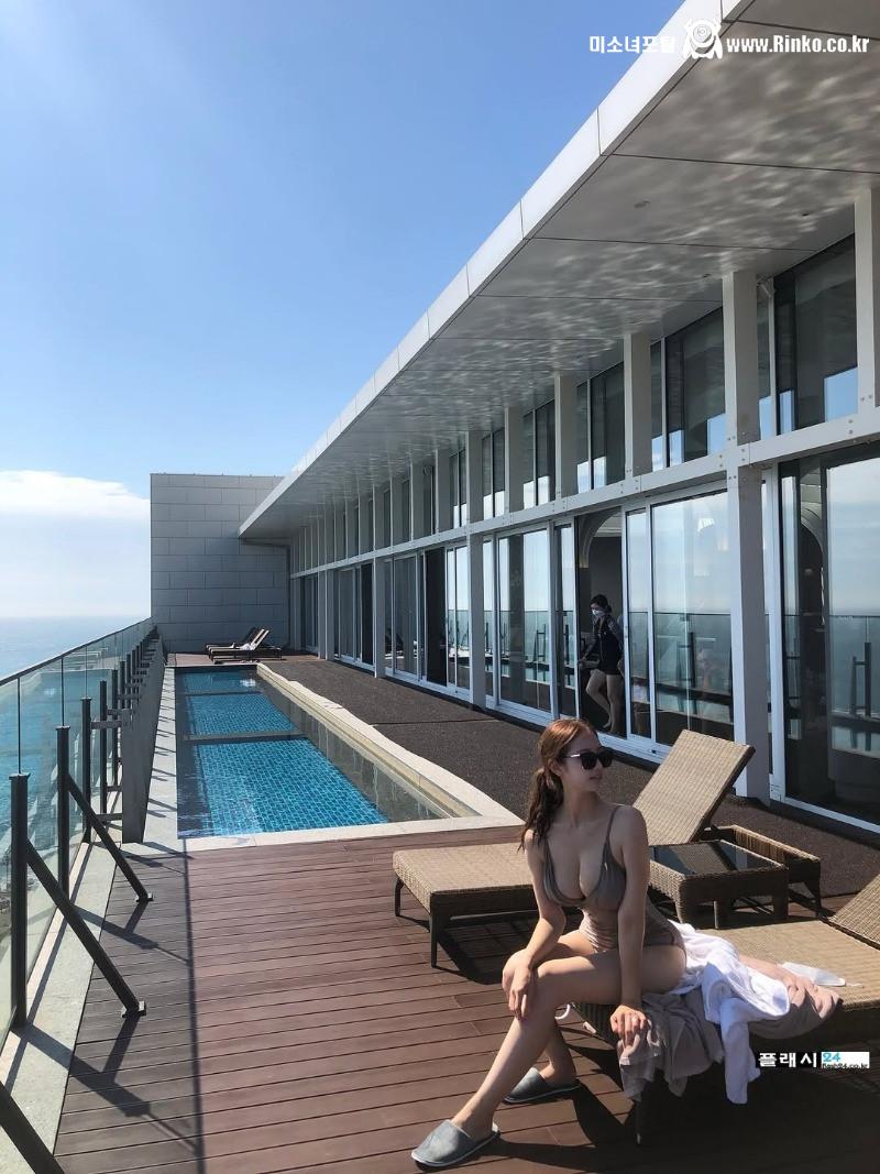 개 키우는 여자 어때요