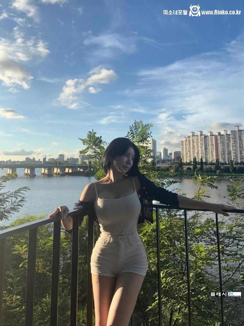 김우유 남자 여럿 잡겠다