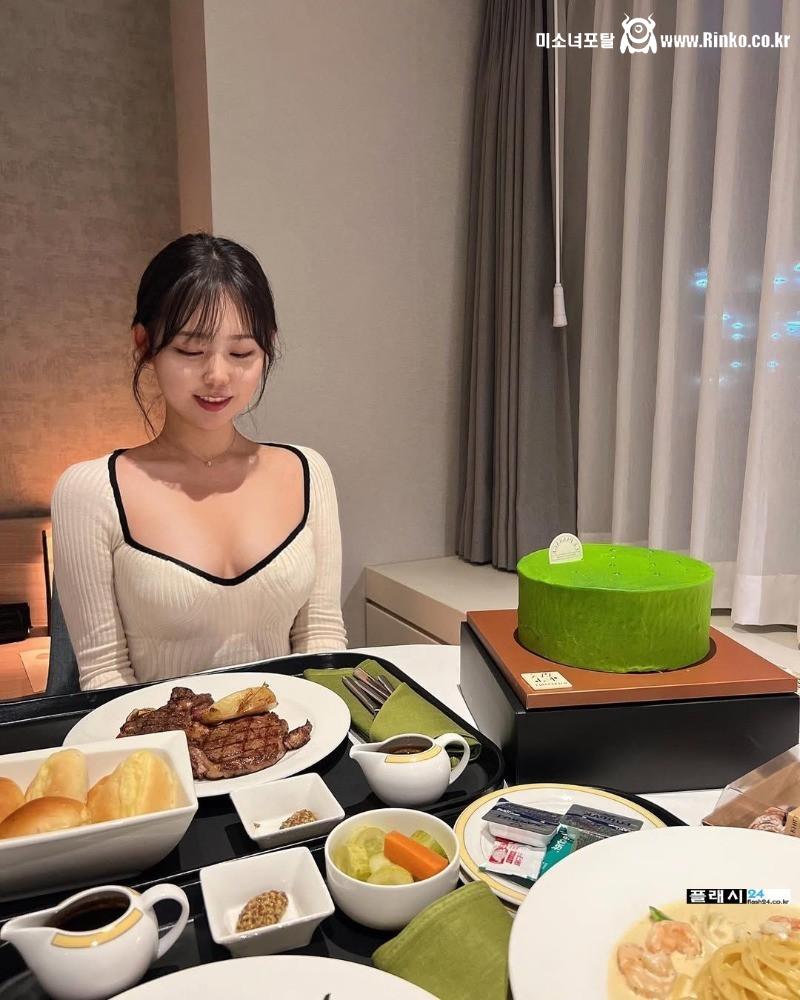 늘 데이트가 기대되는 오혜린