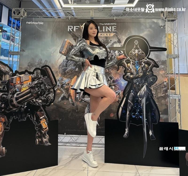 섹기 장난없는 레이싱모델 황서현