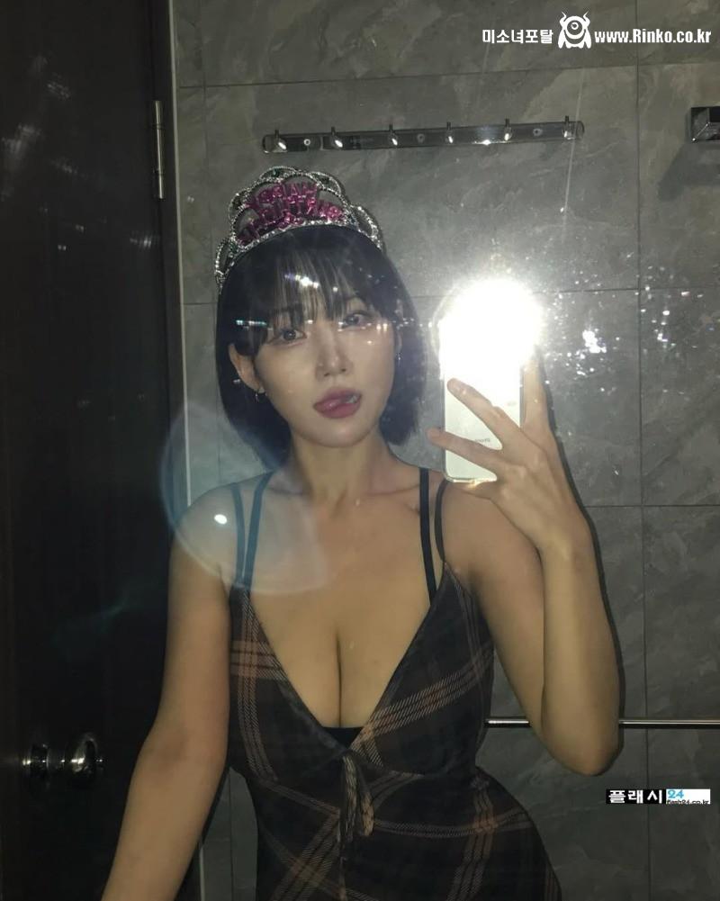 안아랑 프사 모노키니 수영복