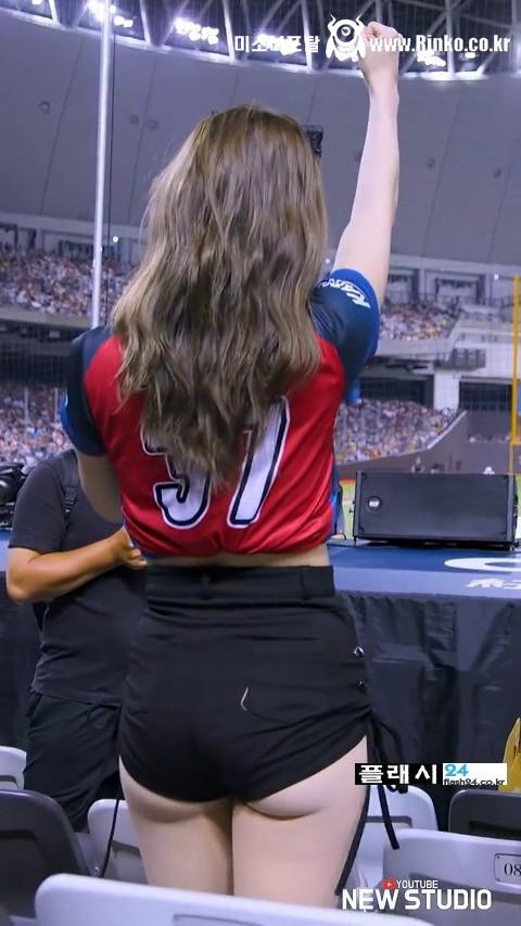 권희원 치어리더 1열 관중 시점