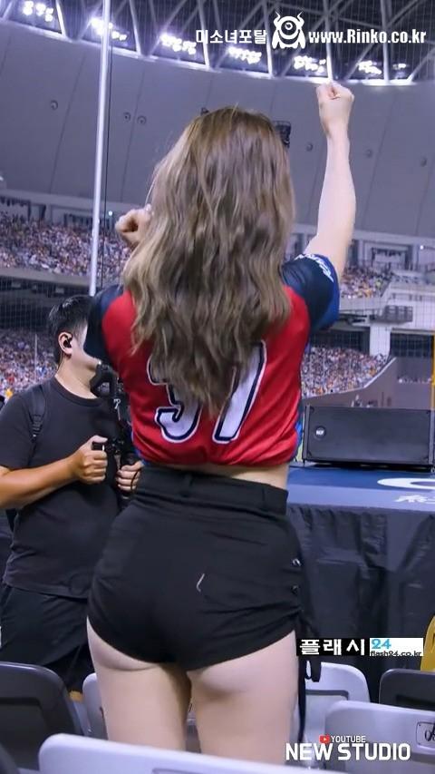 권희원 치어리더 1열 관중 시점