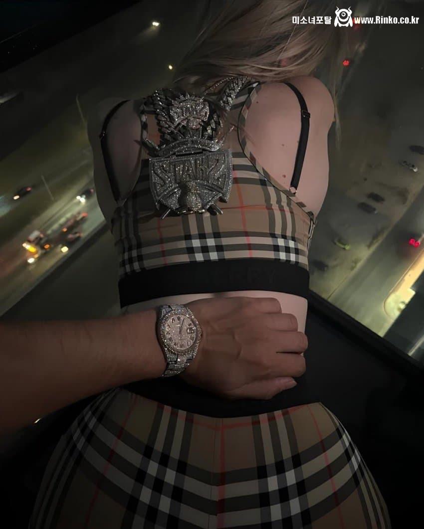 재력과 미녀를 다 가진 알파메일 시점