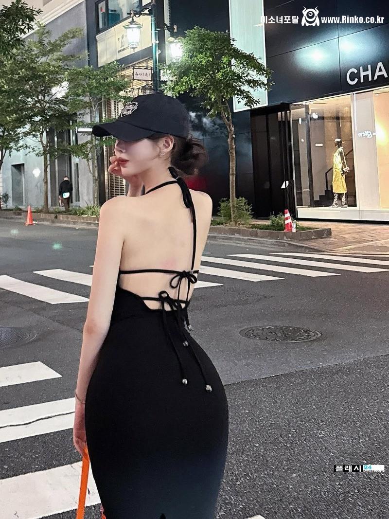 여자들이 그렇게 부러워 한다는 아윤 골반 라인