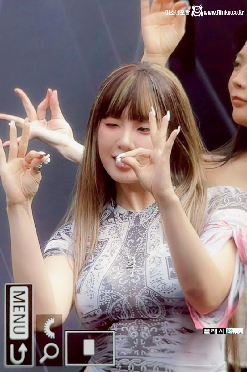 YGX댄서 리정 몸매