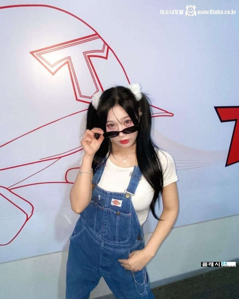 데이트 하고 싶어지는 유세리 치어리더