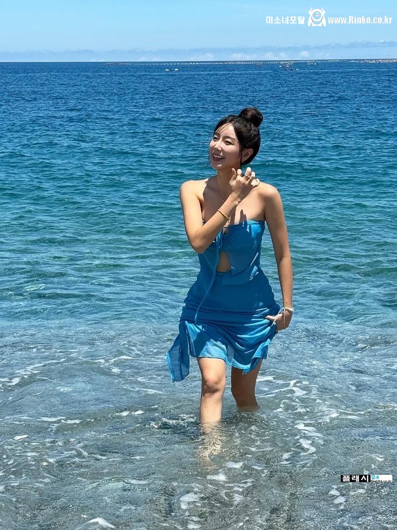 바로 방에 들어가고 싶은 안지현 치어리더 수영복