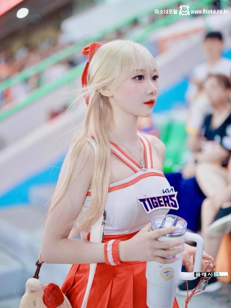 어려도 참 좋은 한지은 치어리더