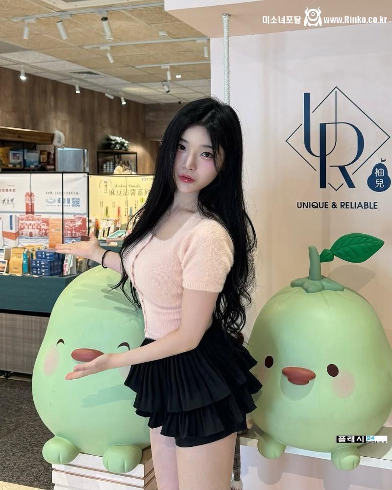 참 좋은 사이즈의 조연주 치어리더