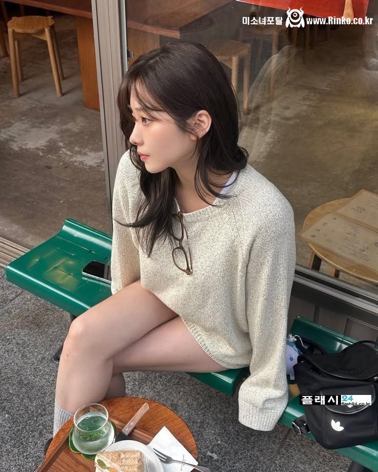 남자들 이런 허벅지 참 좋아한다