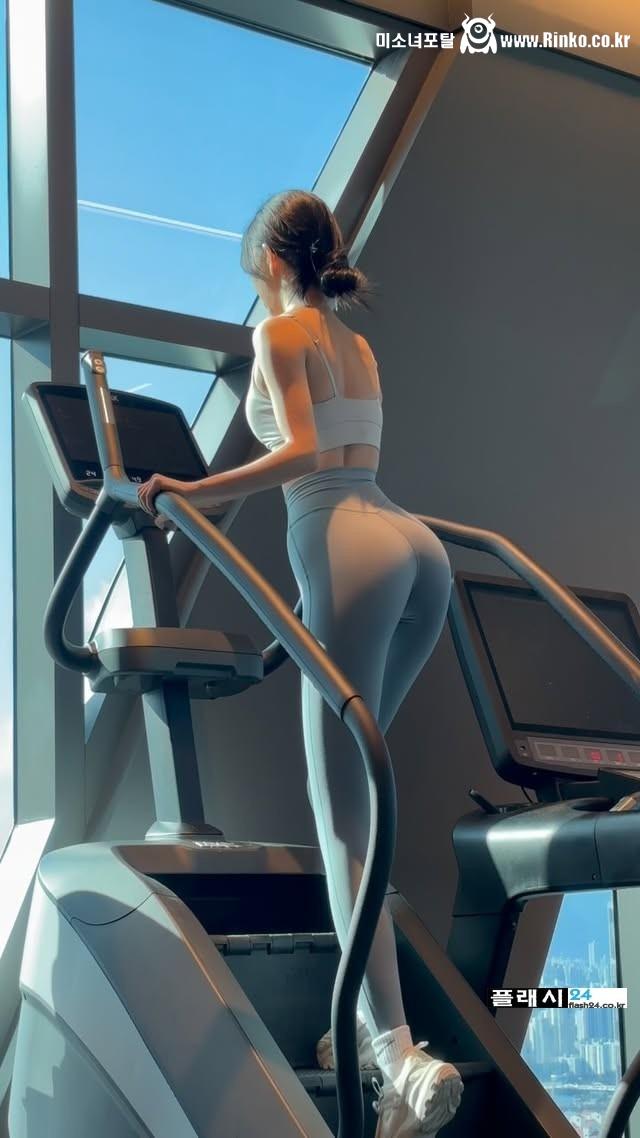 유명한 헬스장 민폐짤 찾아냄