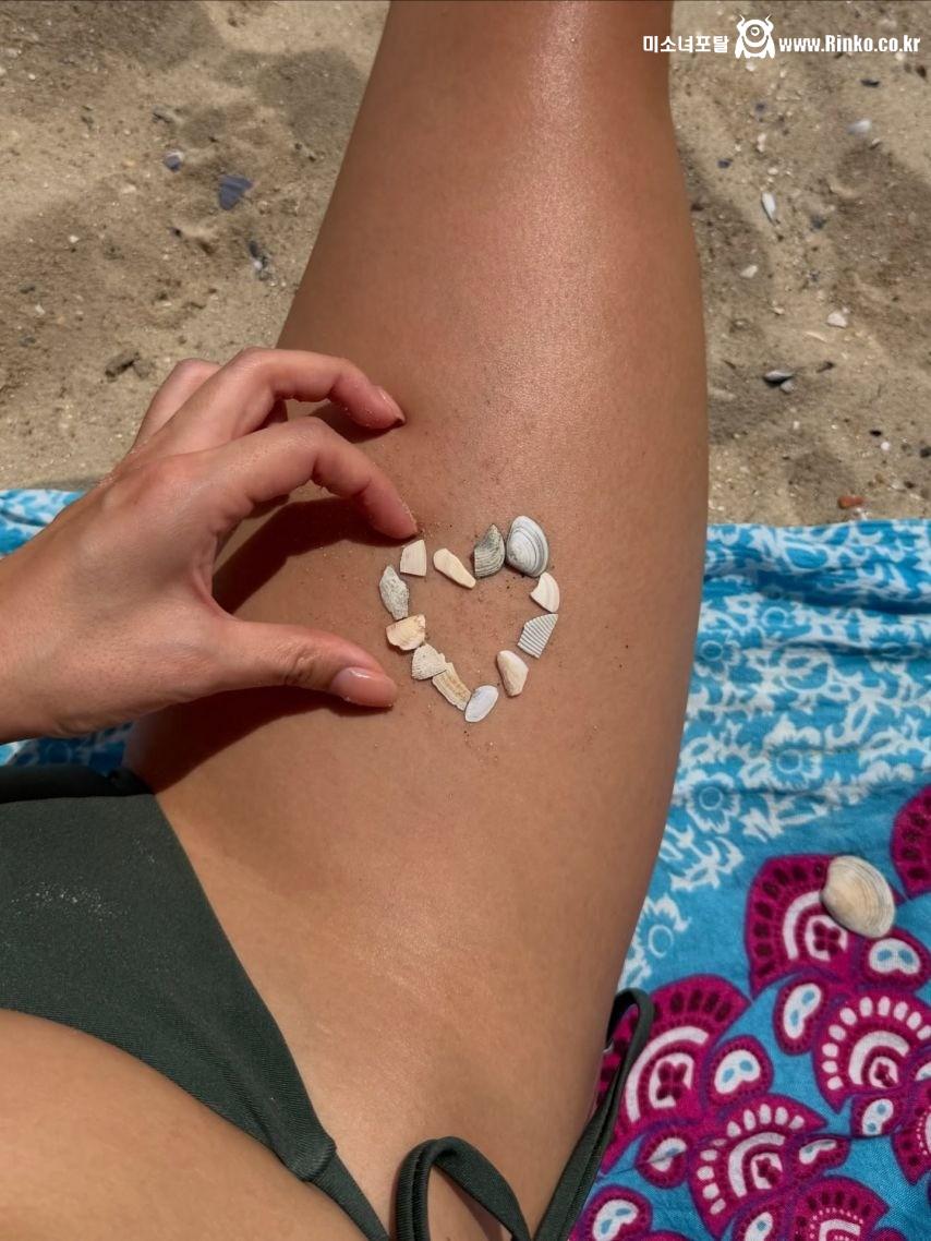 외국 해변 비키니 자연 H컵 몸매