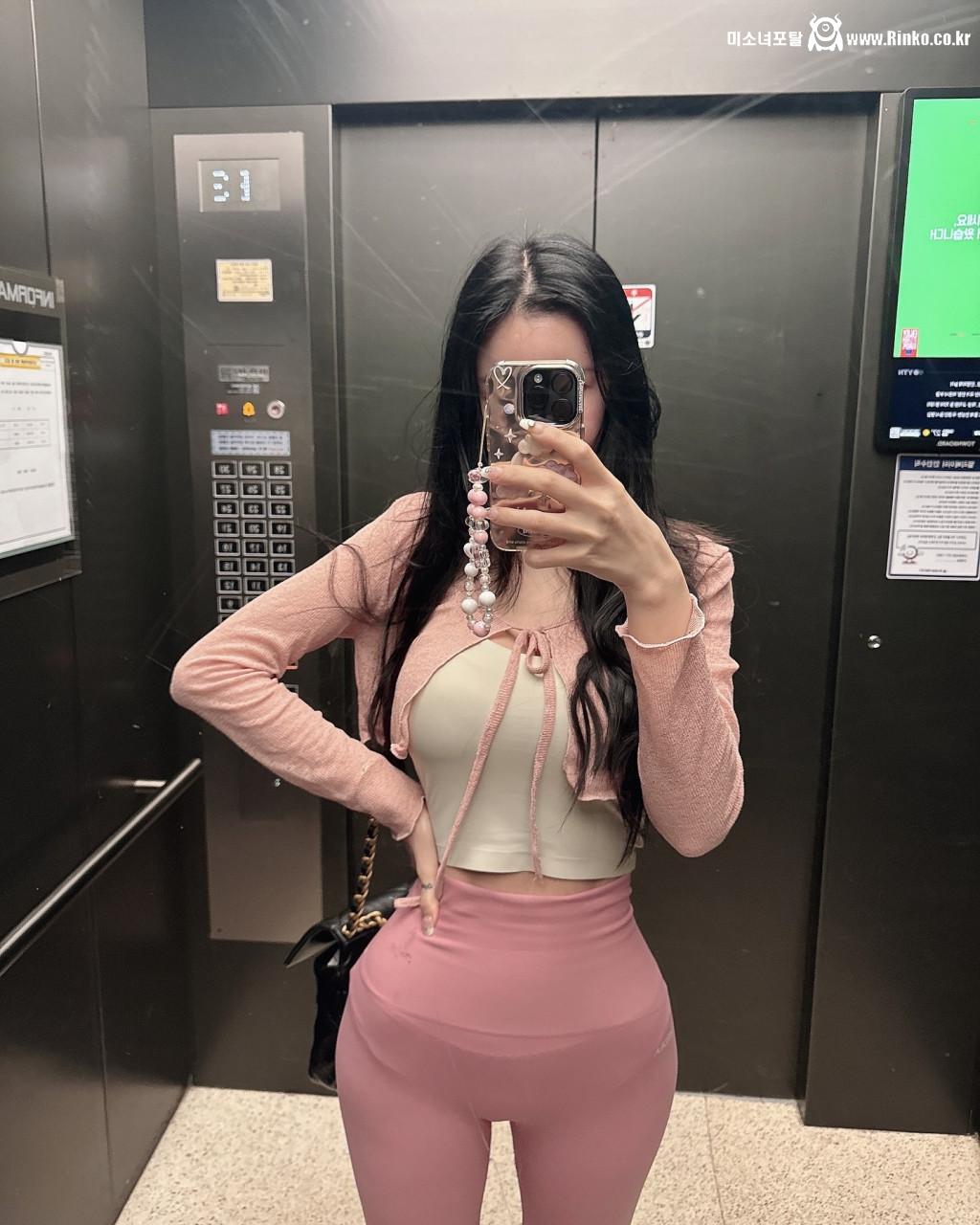 요염한 누나 레이싱 모델