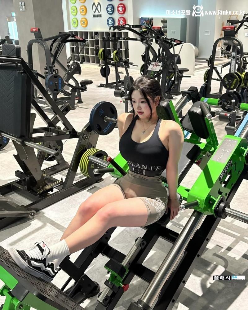 해변 골반녀 배유빈