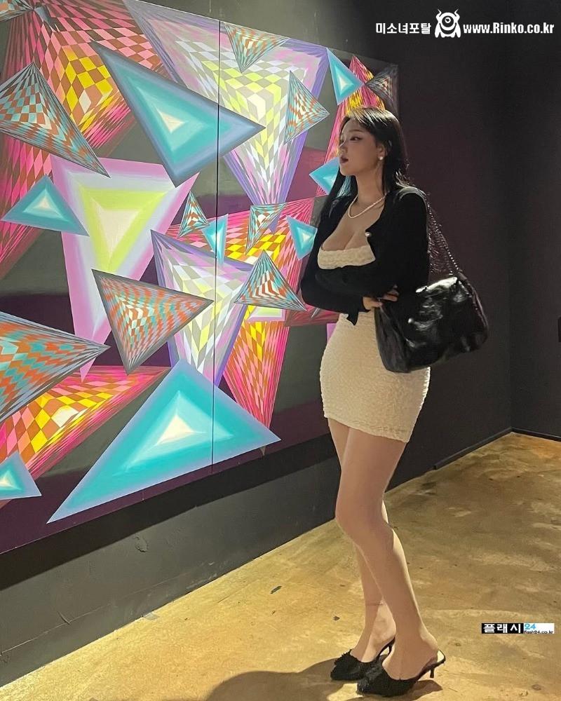 해변 골반녀 배유빈