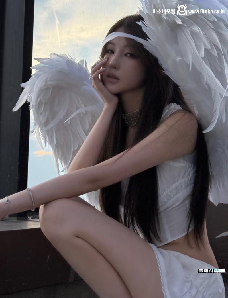 더럽히고 싶은 천사녀