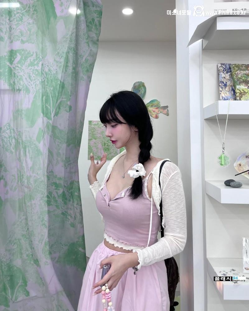 꽉채우는 레이싱모델 E다연