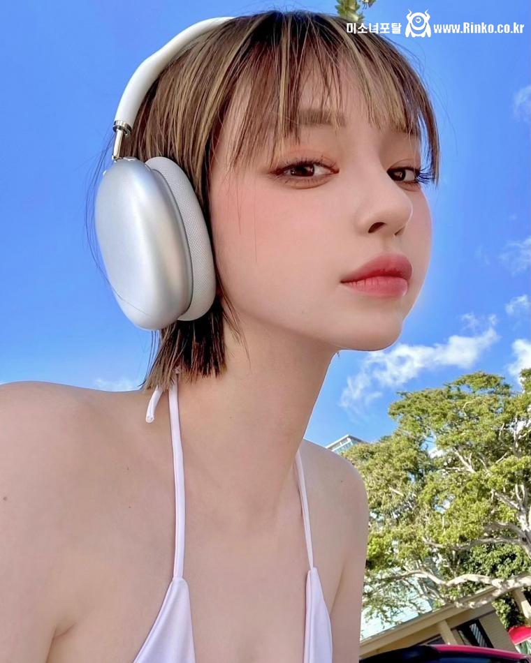 모델 강태리 인스타 & 브이로그 화이트 비키니 슬랜더