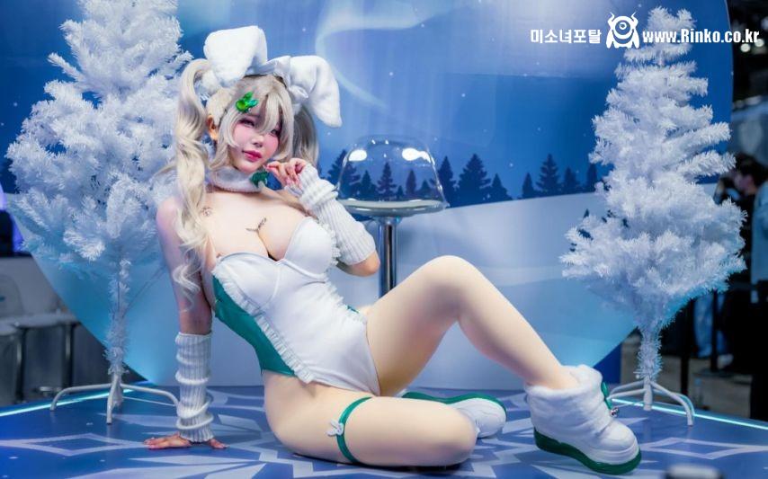 섹시한 토끼 바니걸 거유 가슴골