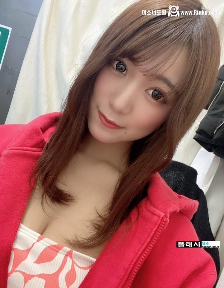 요즘 인기 많다는 배우 아오노 미즈키