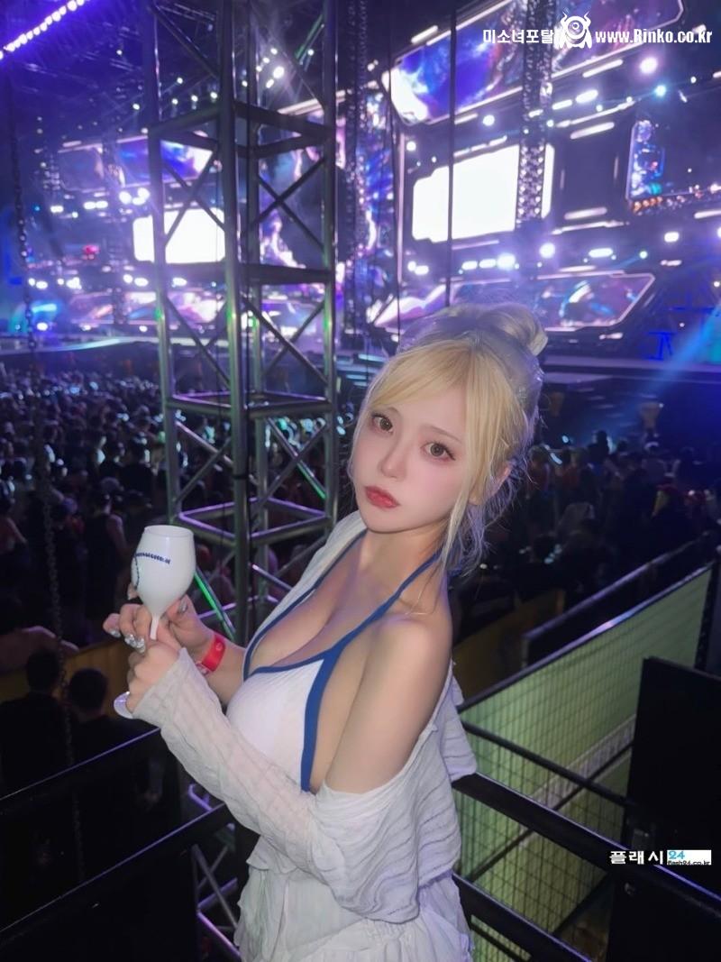 워터밤 출격한 퀸다미