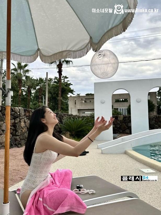 전진의 아내 류이서 수영복 몸매 공개