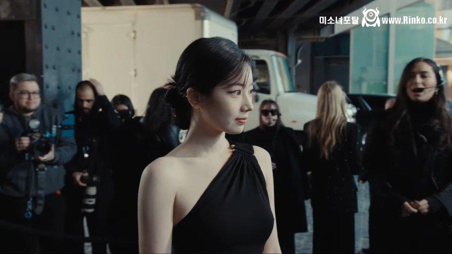 반박불가 여자아이돌 피부 GOAT