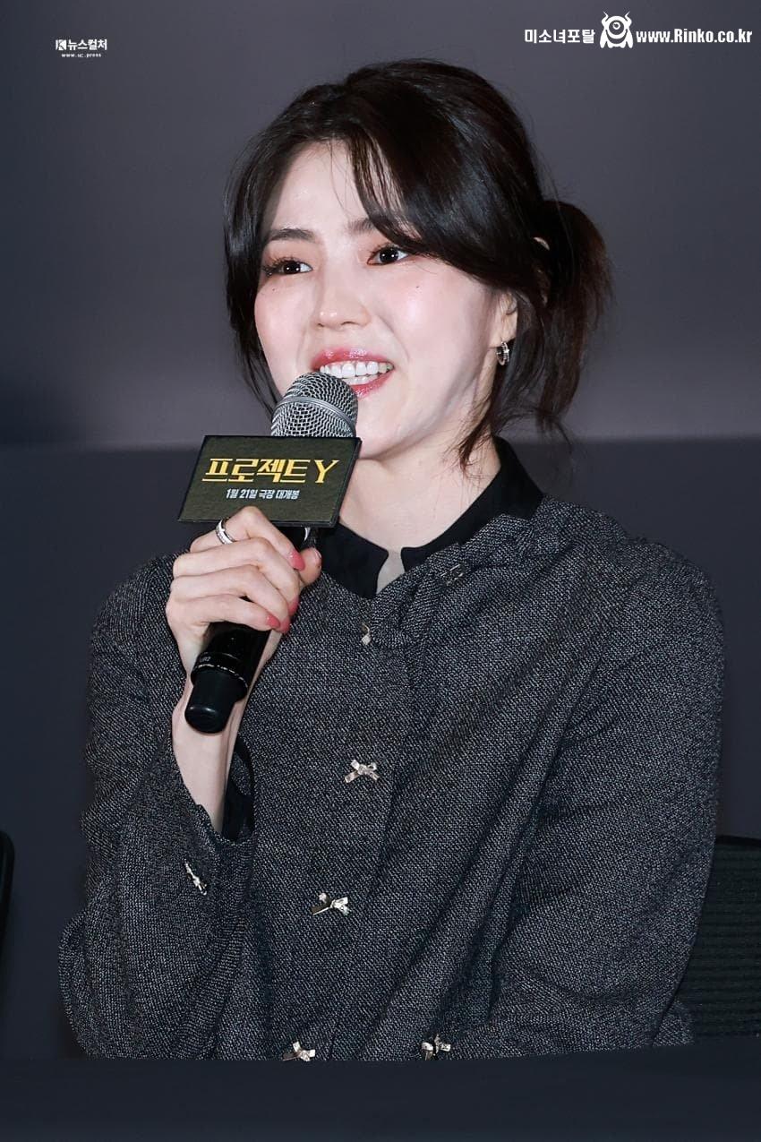 충격.. 오늘자 한소희 와꾸 근황