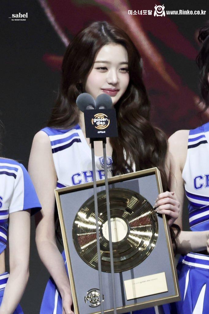 이게 천년돌이고.. 만년돌이다.. ㄹㅇ