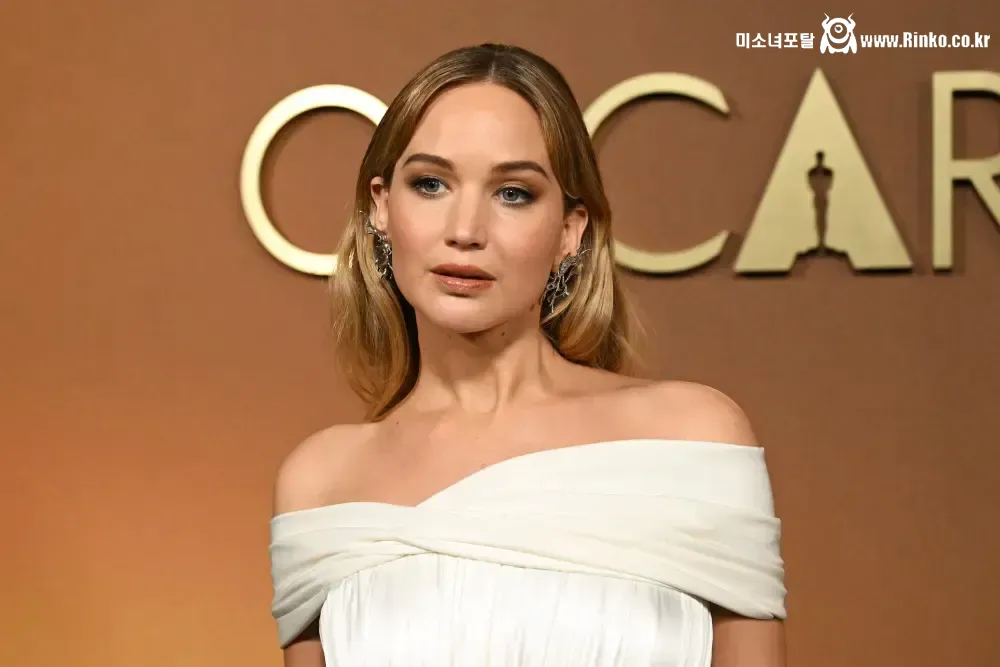 낯선 배우와 ㅅㅅ신 찍는 게 더 낫다는 여배우