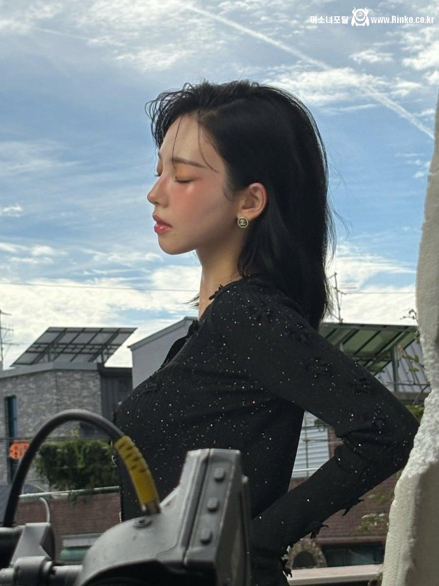 카리나는 올빽머리 해도 ㅈㄴ 이쁘네..