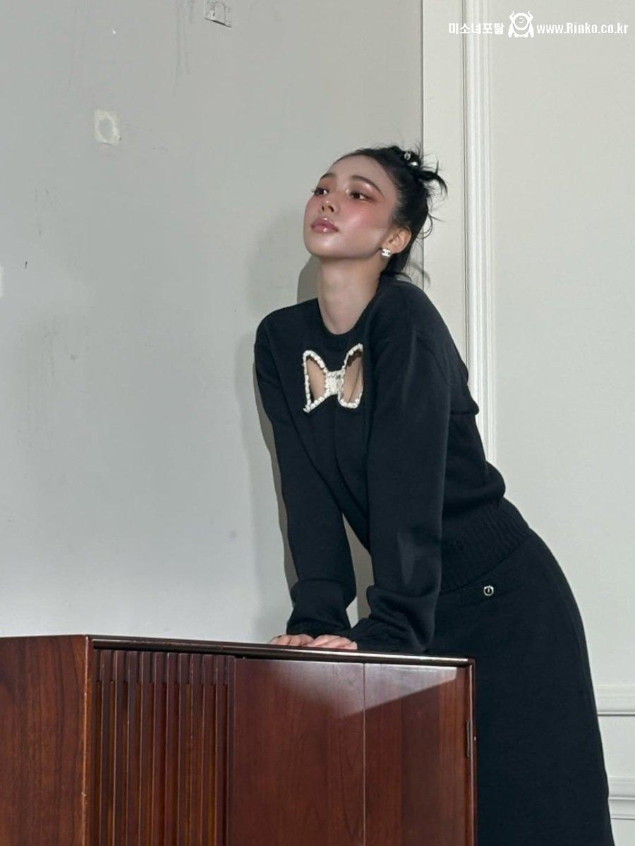 카리나는 올빽머리 해도 ㅈㄴ 이쁘네..