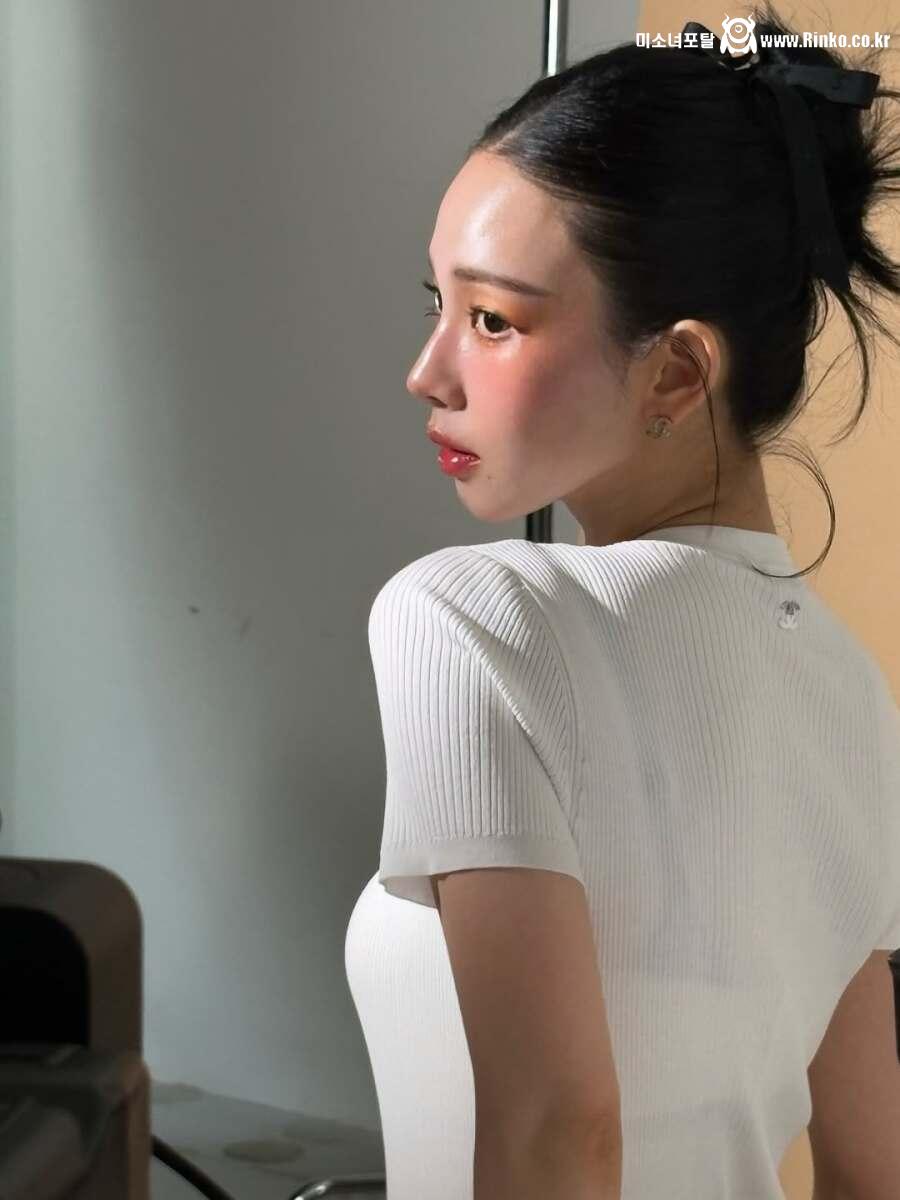 카리나는 올빽머리 해도 ㅈㄴ 이쁘네..