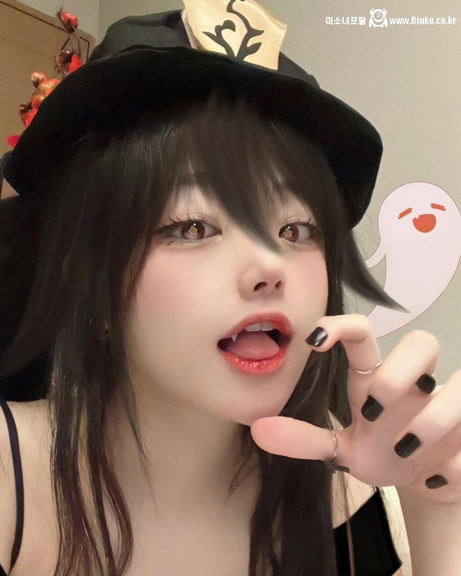 요즘 본업에 집중 하고 있는 QWER 히나 근황