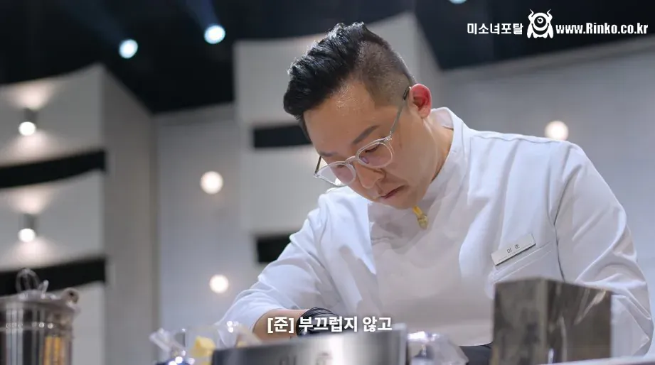 ㅅㅍ) 요리사, 자영업자라면 눈물 흘렸을 흑백2 감동의 엔딩