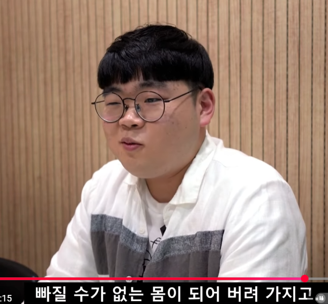 수챗구멍에서 들리는 아이 울음소리