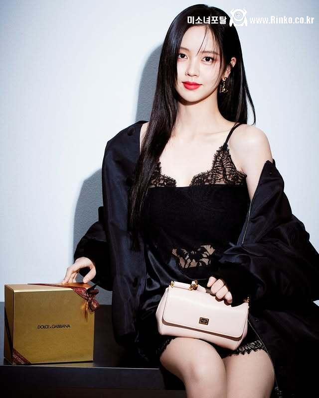 섹시해진 아역배우 출신 김소현 근황