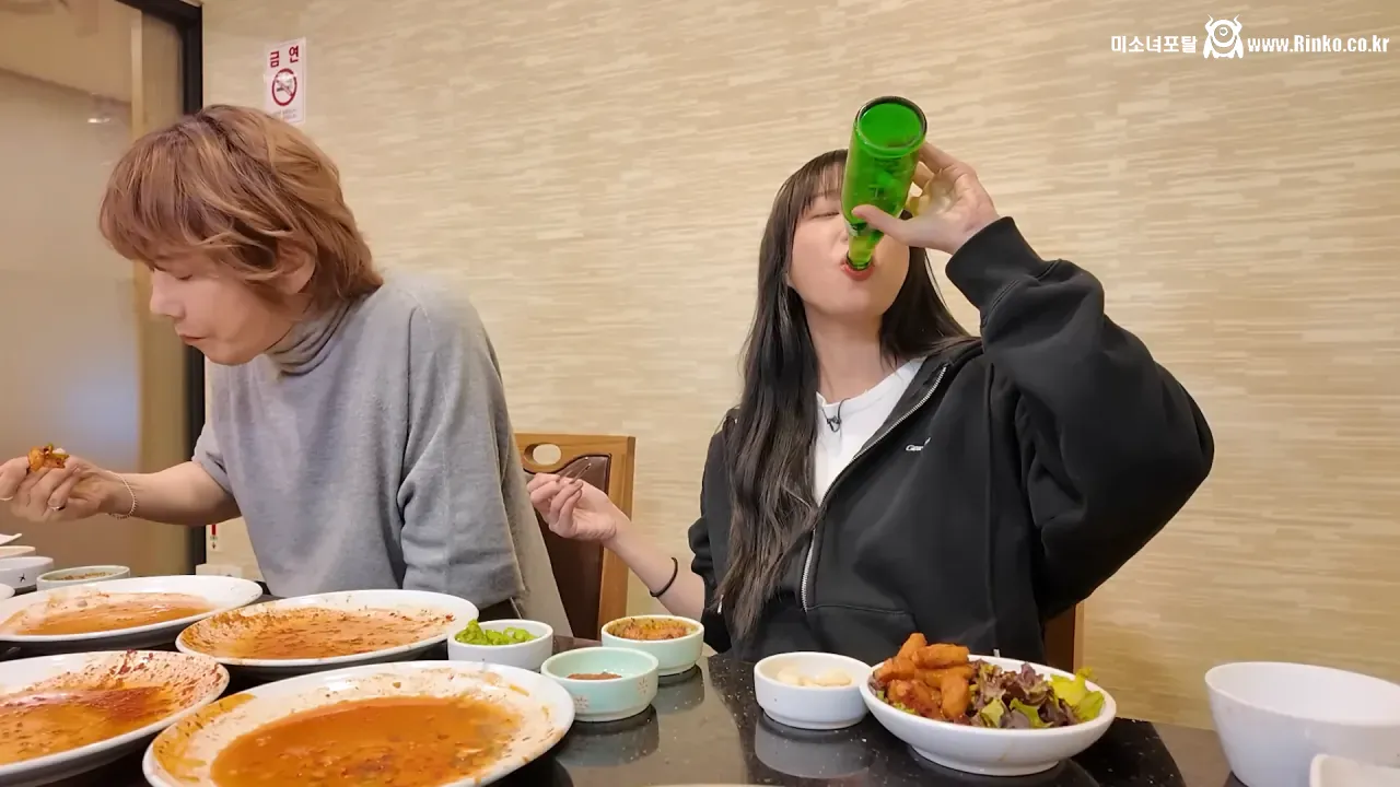 쯔양 상대로 먹방 도전한 김장훈