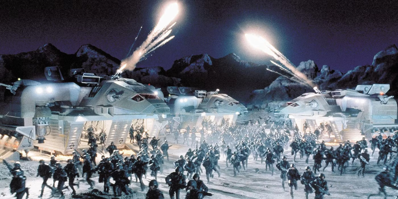 스타쉽 트루퍼스 원작소설과 영화의 차이점