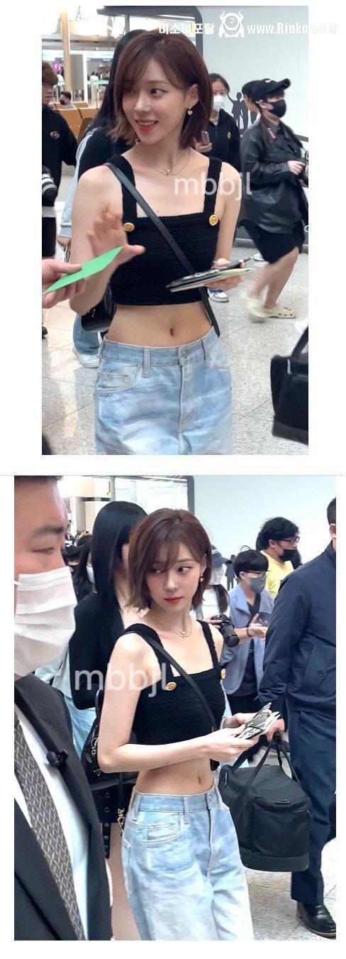 윈터 가슴만 작지 몸매 좋지 않나요?