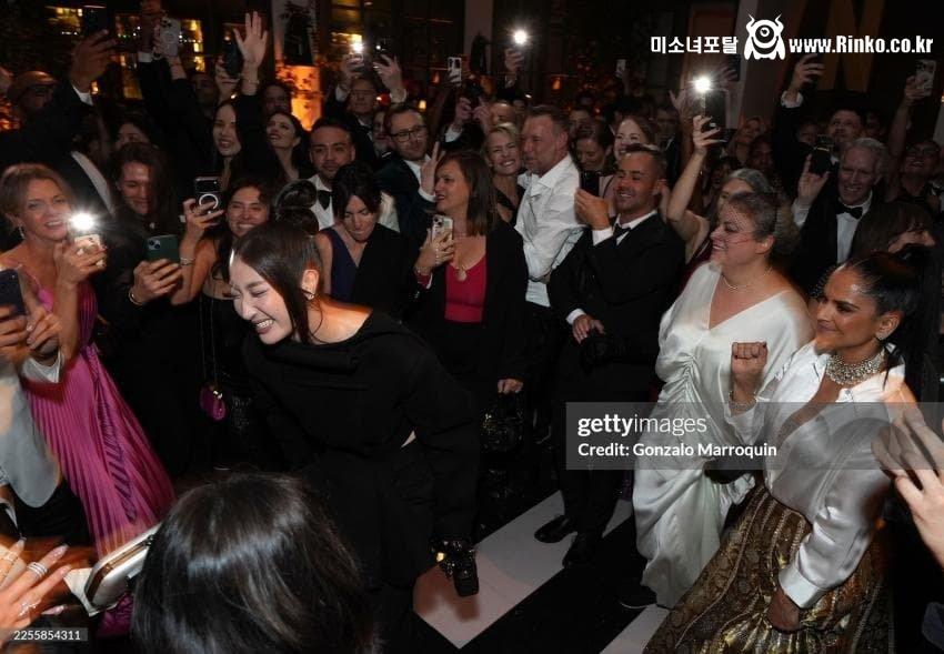 반년전에는 무명이였던 골든 작곡가 EJAE