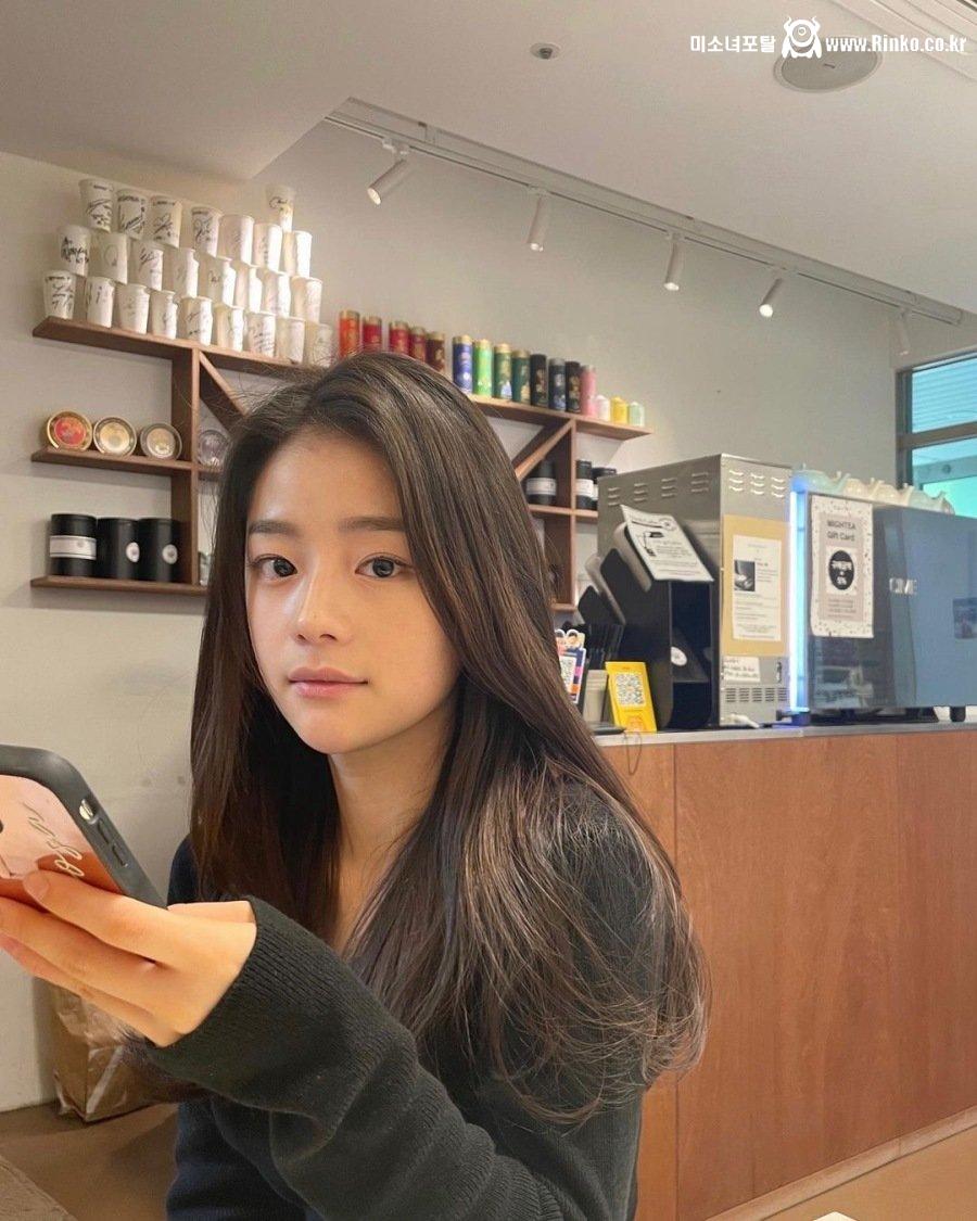 배우 하면서 생산직 공장 다녔던 여배우