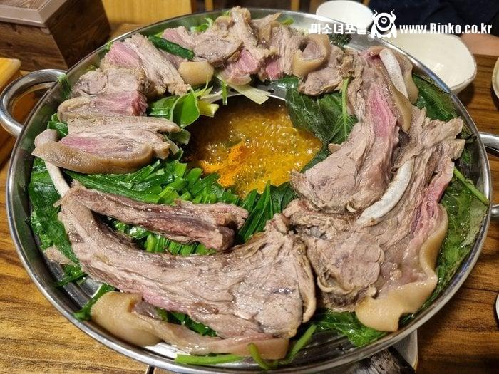 "개고기 식용 금지시킬거면 육식 금지령 내려야 한다"