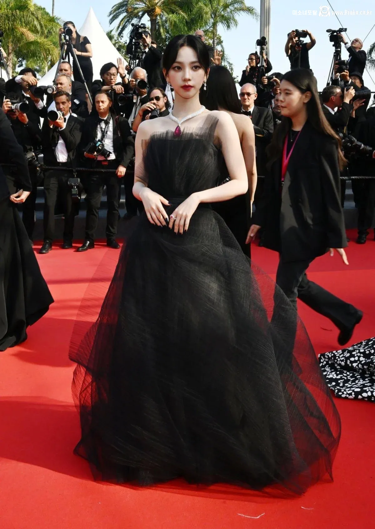 16억원짜리 목걸이 착용한 조지나 카리나 리한나