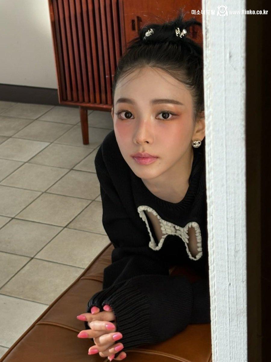 카리나는 올빽머리 해도 ㅈㄴ 이쁘네..