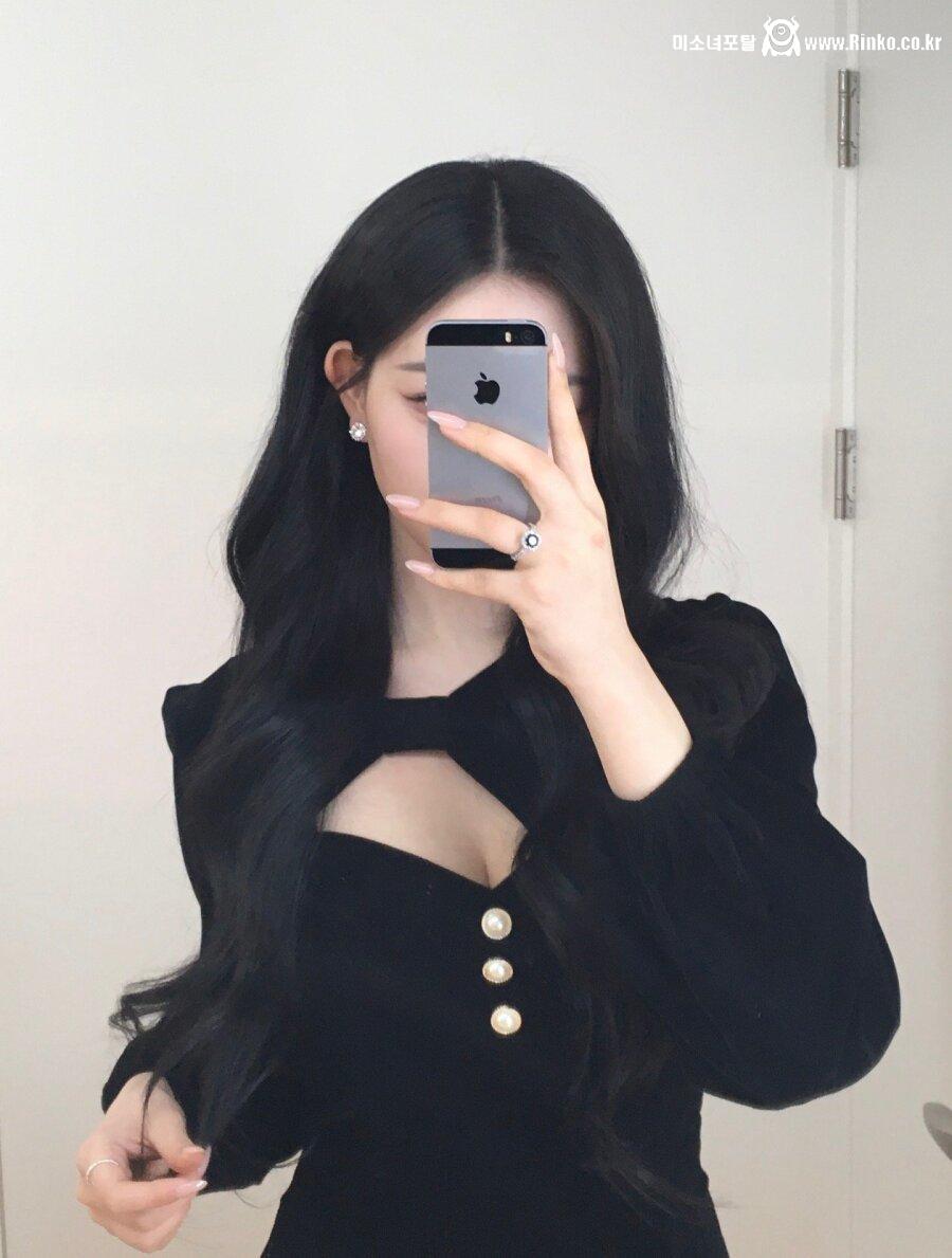 요즘 폼 너무좋은 김채연 셀카 ㄷㄷ