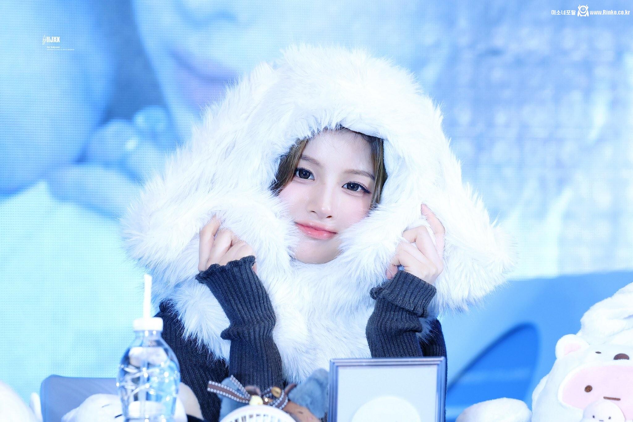 초고화질로 보는 설윤 미모 위엄